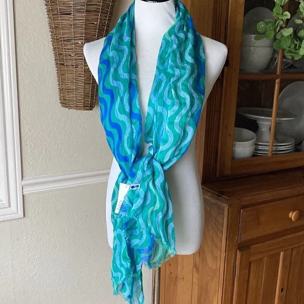 New Lightweight Spring Summer Scarf - Picture 9 of 9